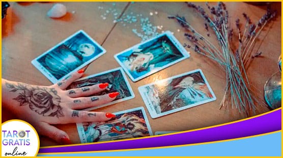 expertas del tarot y videncia